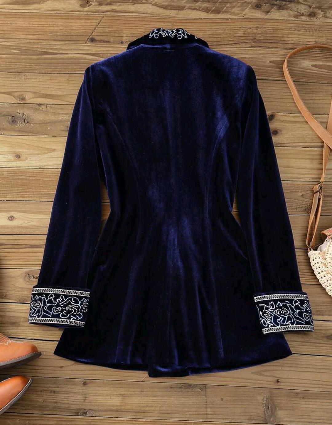 Velvet Gold Baroque Embroidered Women's Blazer