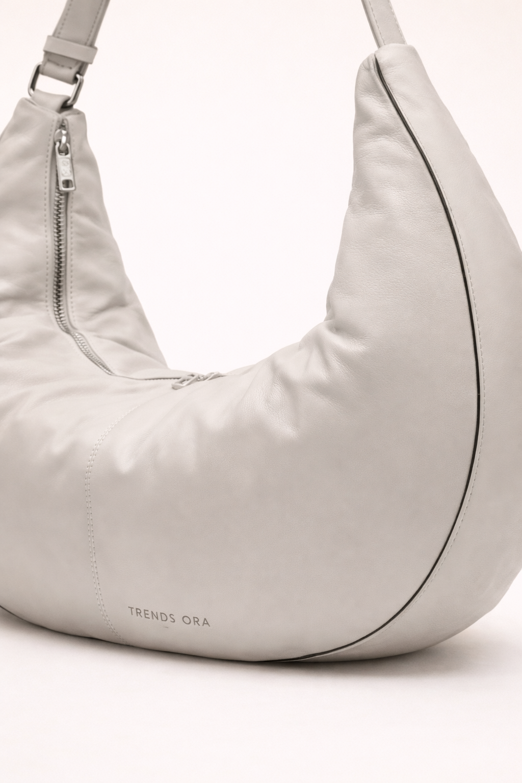 Hobo Leather Shoulder Bags for Women